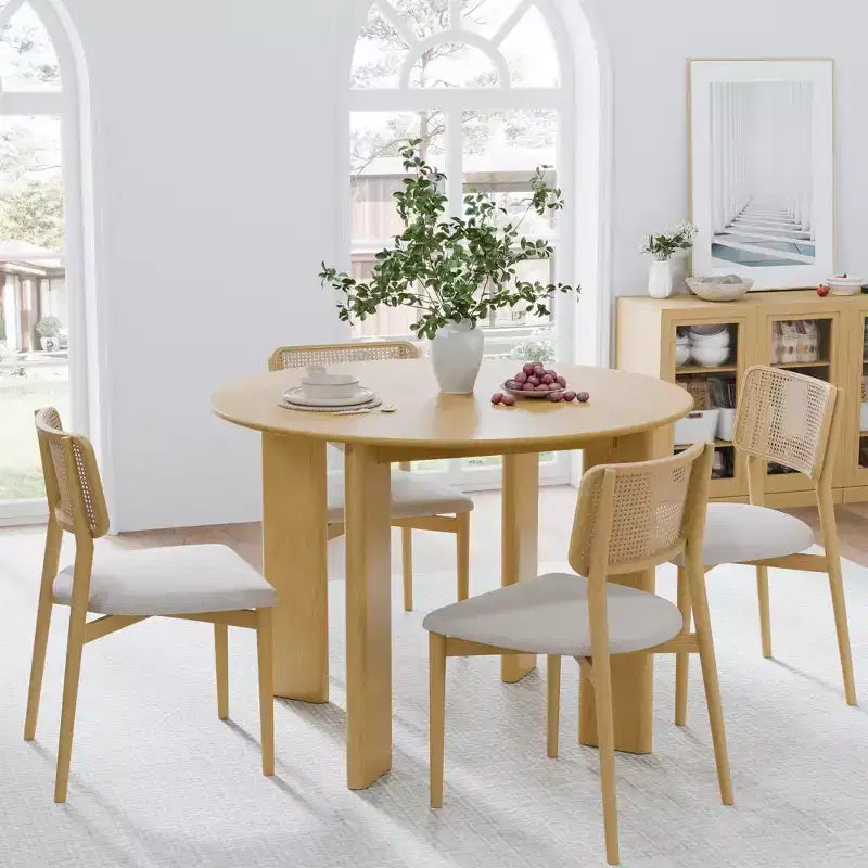42 Inch Walnut Colored Circular Dining Table, Suitable For Dining With Multiple People At The Same Time, Suitable For Both Dining And Living Rooms